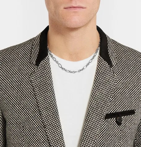 How To Wear Man Chains With A Suit? – Pearls for Men