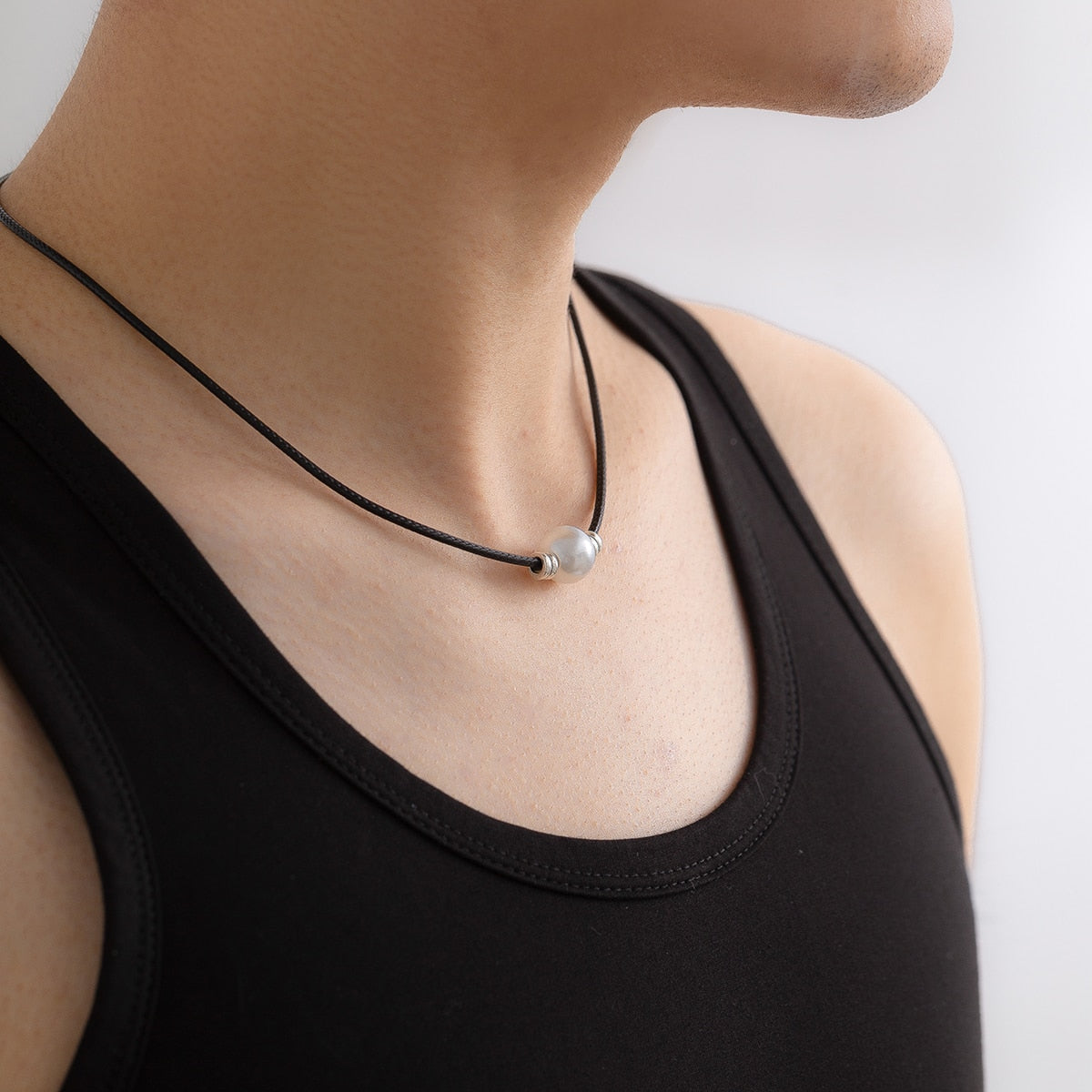 Black Choker Pearl Pendant  Necklace